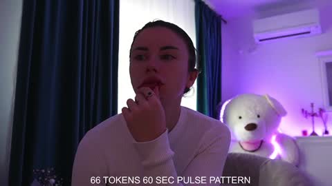 Aelia online show from January 10, 2025, 6:31 am