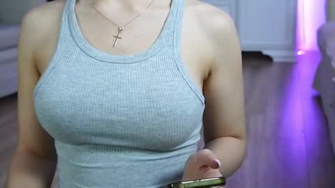 Aelia online show from February 4, 2026, 6:03 pm