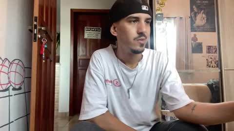 Luci online show from September 17, 2025, 8:32 pm