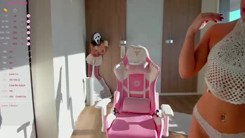 Snapshot of aesthetics_tease chatting on October 12, 2025, 3:05 am Naomi My instagram account - teasing naomi online show from October 12, 2025, 3:05 am