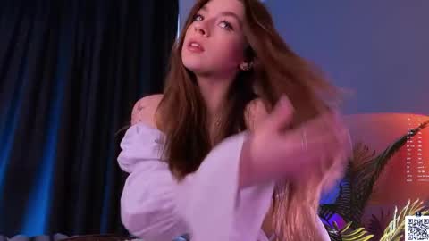 Afelia online show from April 21, 2026, 7:03 am