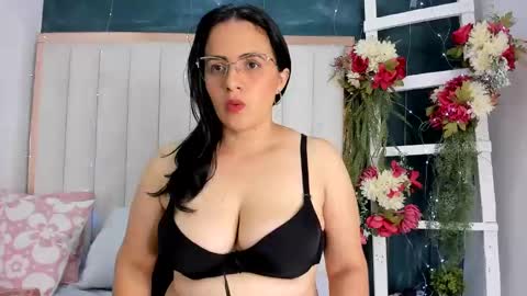 Africa  online show from November 5, 2025, 2:22 am