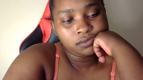 stella online show from October 14, 2025, 3:18 am