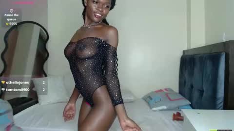 Mia online show from May 20, 2026, 6:58 pm