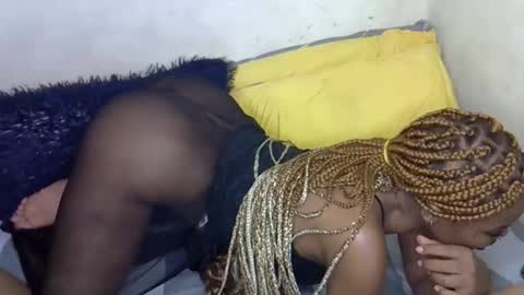 afrii_kity online show from March 18, 2026, 7:28 pm