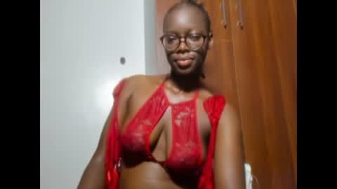 Leah online show from December 2, 2024, 11:40 pm