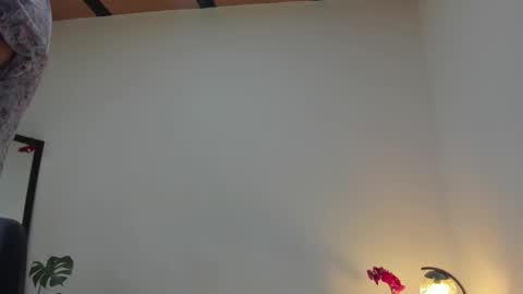 Lorena online show from November 20, 2025, 3:01 pm