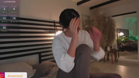 Emma online show from December 7, 2024, 1:25 am