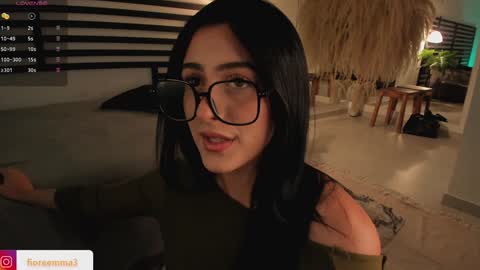 Emma online show from February 4, 2025, 1:02 am