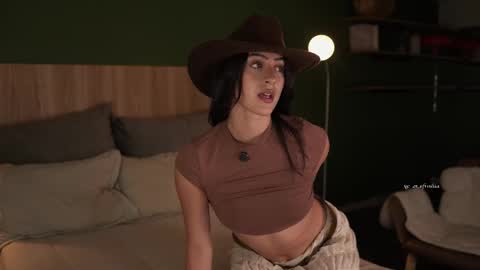 Emma online show from March 26, 2026, 11:21 pm