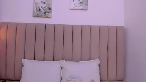 Vr.  online show from September 30, 2025, 11:48 am