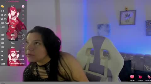 afrodita_rouss online show from April 19, 2026, 8:11 pm