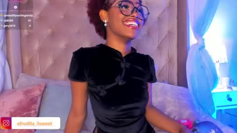 Snapshot of afrodita_sweeet chatting on May 27, 2026, 1:57 am Afrodita online show from May 27, 2026, 1:57 am