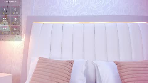 A F R O D I T A  online show from December 17, 2024, 11:39 am