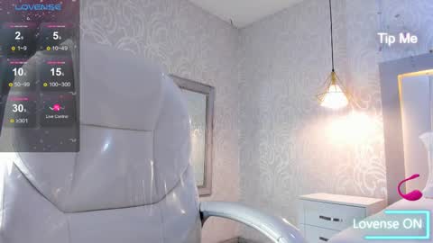 A F R O D I T A  online show from October 10, 2025, 11:31 am