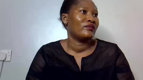 afronubians online show from November 18, 2025, 6:18 am