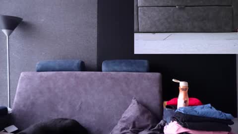 Agata Collinss online show from December 4, 2025, 7:55 pm