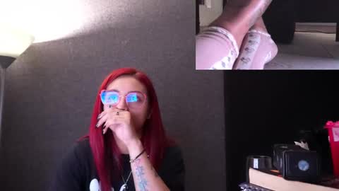 Snapshot of agatacollinsss chatting on December 18, 2025, 2:17 am Agata Collinss online show from December 18, 2025, 2:17 am