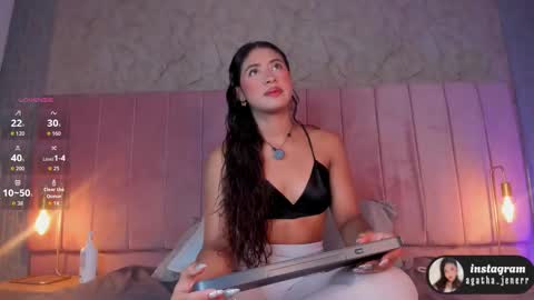 agatha_jener online show from February 11, 2026, 11:37 am