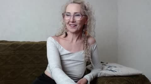 Agatha online show from January 24, 2025, 5:21 pm