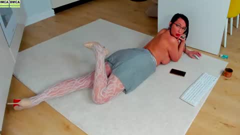 Snapshot of agatha_one chatting on July 31, 2026, 11:04 pm Agatha online show from July 31, 2026, 11:04 pm