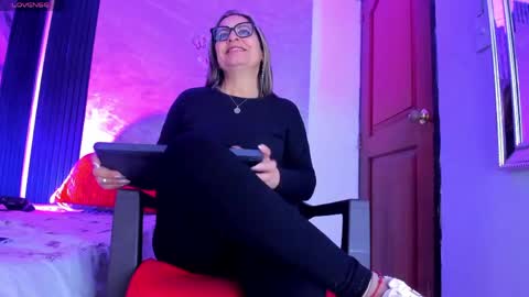 agatha_pleasure online show from April 21, 2026, 11:49 am