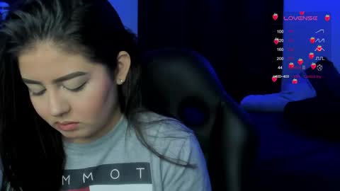 Cat online show from October 9, 2025, 2:42 am