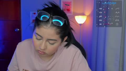 Snapshot of agatha_riccie chatting on May 5, 2026, 5:15 am Cat online show from May 5, 2026, 5:15 am