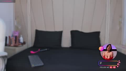 Agatha Steel online show from September 19, 2025, 7:58 pm