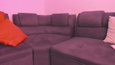 Camila     2 online show from March 8, 2025, 1:50 am