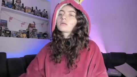 Camila     2 online show from July 20, 2026, 12:03 am