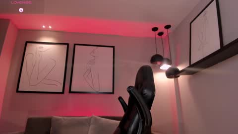 Agatha online show from February 19, 2025, 11:25 pm