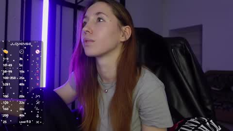 Agelina Lilly Laura online show from February 16, 2025, 3:27 pm