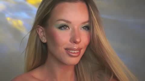 May online show from October 18, 2025, 6:52 pm