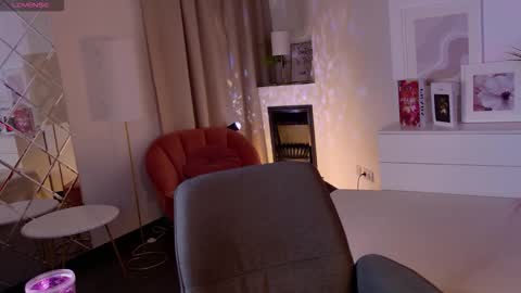 Agnes online show from February 22, 2026, 9:46 pm