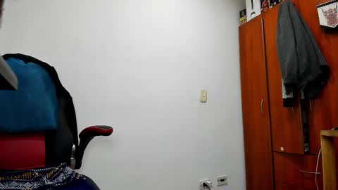 Agustin online show from September 9, 2025, 5:45 pm