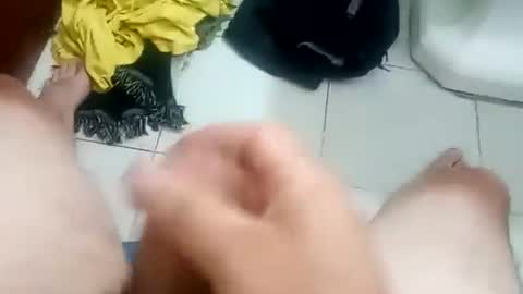 agustingaleano14 online show from February 18, 2026, 4:25 pm