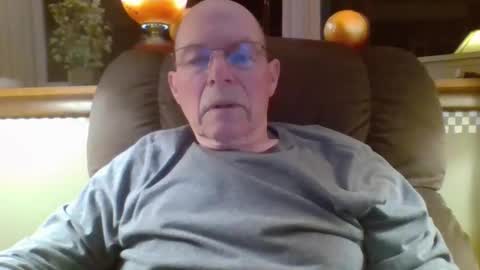 Snapshot of aguynrkfrd chatting on April 23, 2026, 9:19 am aguynrkfrd online show from April 23, 2026, 9:19 am