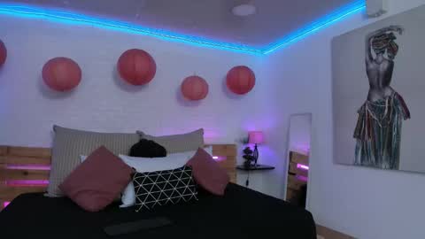 Ahmara  online show from October 4, 2025, 11:41 am