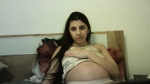 Selena online show from October 28, 2025, 8:00 pm