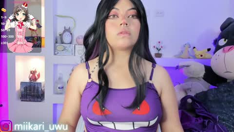 Ahri help me get to 100  online show from February 9, 2025, 3:32 am