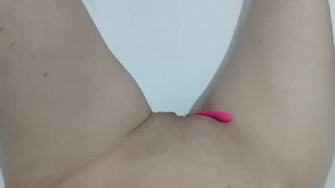 Snapshot of ahsexi chatting on December 5, 2025, 8:27 pm Taylor online show from December 5, 2025, 8:27 pm