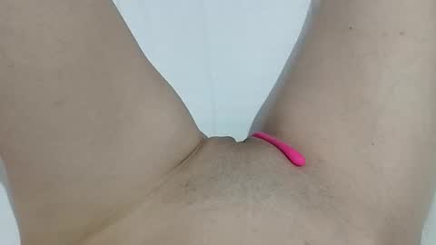 Snapshot of ahsexi chatting on March 15, 2026, 9:43 pm Taylor online show from March 15, 2026, 9:43 pm