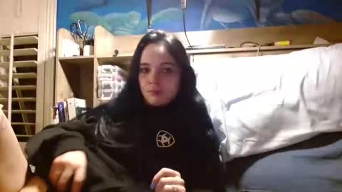 Snapshot of ahungkittykat chatting on March 25, 2026, 2:39 am Kat online show from March 25, 2026, 2:39 am