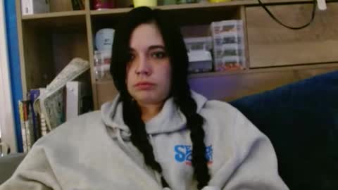 Snapshot of ahungkittykat chatting on April 1, 2026, 6:49 pm Kat online show from April 1, 2026, 6:49 pm
