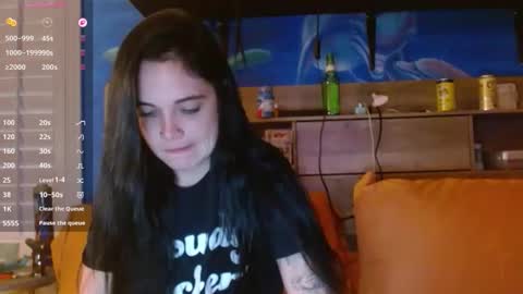 Snapshot of ahungkittykat chatting on April 15, 2026, 11:49 pm Kat online show from April 15, 2026, 11:49 pm