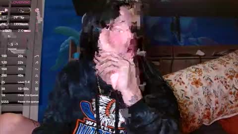 Snapshot of ahungkittykat chatting on April 29, 2026, 12:27 am Kat online show from April 29, 2026, 12:27 am