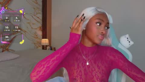 Ahvi Ebony online show from March 29, 2026, 1:22 pm