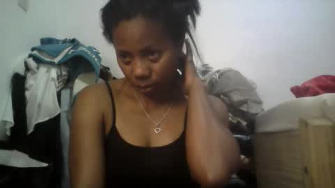 Snapshot of aicha_boobs chatting on October 14, 2025, 11:27 pm Aicha boobs online show from October 14, 2025, 11:27 pm