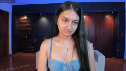 aidajoness online show from September 30, 2025, 11:48 am